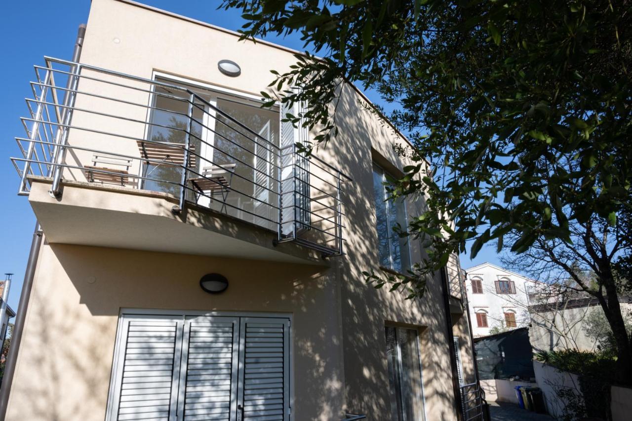 Apartment Davor Malinska Extérieur photo